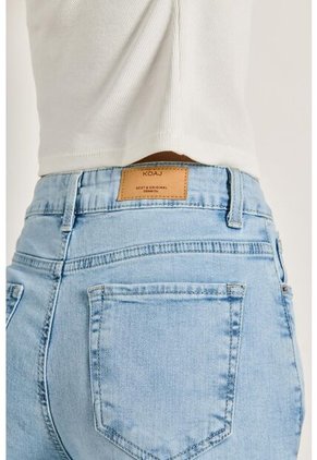 PANTALON KOAJ JEAN MOM STA 6084 1/24