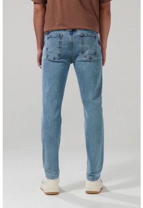 KOAJ PANTALON KOAJ JEAN SLIM 29234 4/25