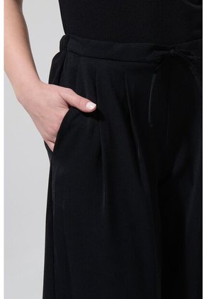 KOAJ PANTALON KOAJ PALAZZO 27579 M 4/25