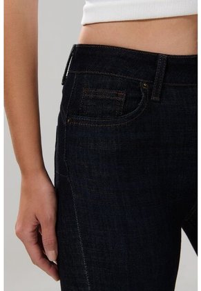 KOAJ PANTALON KOAJ JEAN PUSH UP 28893 4/25