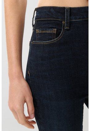 KOAJ PANTALON KOAJ JEAN JEGGING STA 25217 3/2