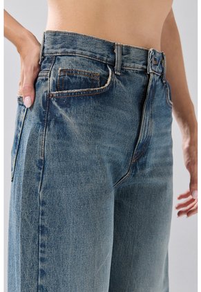 KOAJ PANTALON KOAJ JEAN BAGGY 32191 1/26
