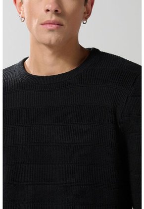 KOAJ SUETER KOAJ NEYMO 24882 2/25