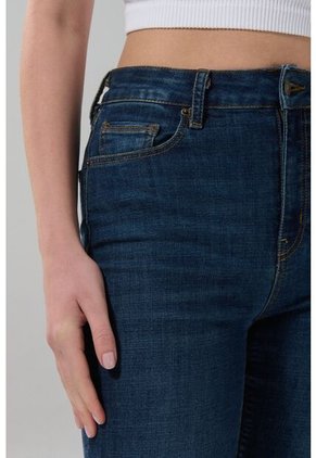 KOAJ PANTALON KOAJ JEAN JEGGING STA 29248 4/2