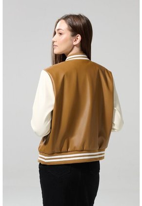 CHAQUETA KOAJ BELYNDA 1  2/25