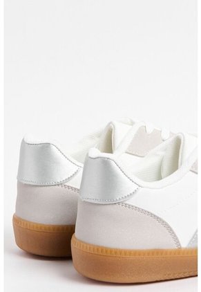 KOAJ ZAPATOS KOAJ URBANO F 20571 3/25