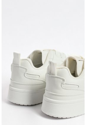 KOAJ ZAPATOS KOAJ SKT URBANO M 18979 3/25