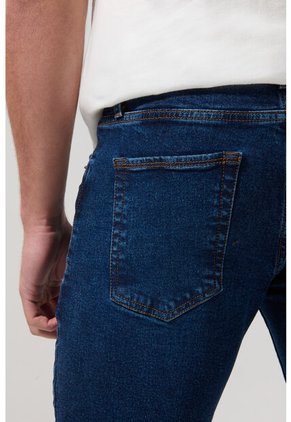 KOAJ PANTALÓN KOAJ JEAN SLIM 28363 4/25