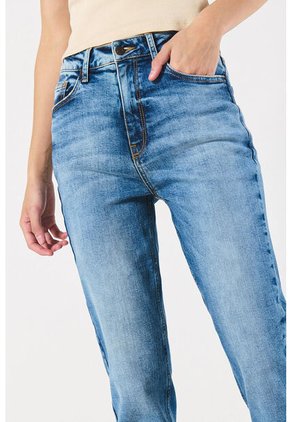 KOAJ PANTALON KOAJ JEAN MOM STA 15529 4/24