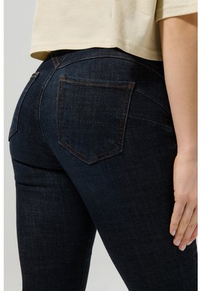KOAJ PANTALON KOAJ JEAN PUSH UP 27339 3/25