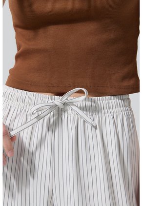 KOAJ PANTALON KOAJ PALAZZO 25166 M 3/25