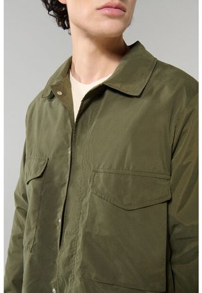 KOAJ CAZADORA KOAJ YEFRID 1/25