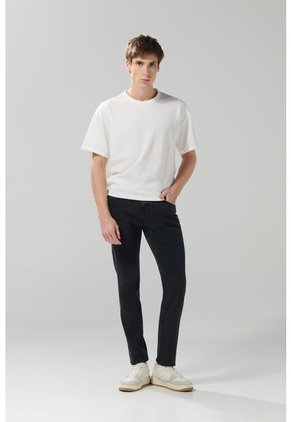 KOAJ PANTALON KOAJ JEAN SLIM 28981 4/25