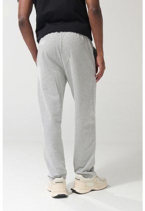 KOAJ PANTALON KOAJ JOGGER IVALO 18610 1/25
