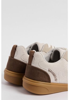 KOAJ ZAPATOS KOAJ CLASSIC F 23622 4/25