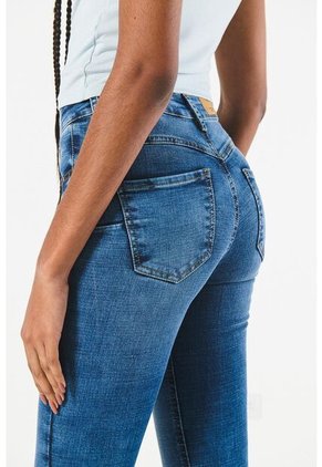 KOAJ PANTALON KOAJ JEAN PUSH UP 18939 1/25