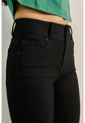 KOAJ PANTALON KOAJ PUSH UP FB 8644 2/24