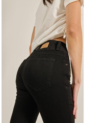 PANTALON KOAJ PUSH UP FB 8364 2/24