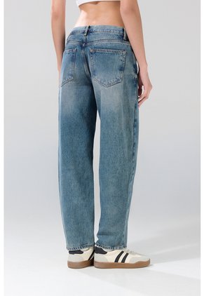 KOAJ PANTALON KOAJ JEAN BARREL 30473 M 4/25