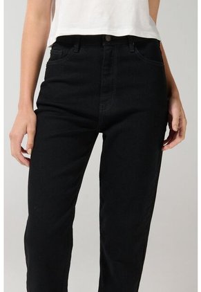 PANTALON KOAJ JEAN MOM STA 25047 3/25