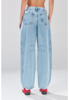 KOAJ PANTALON KOAJ JEAN BARREL 33126 2/26