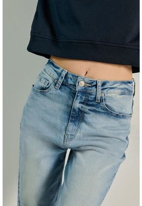 KOAJ PANTALON KOAJ JEAN MOM STA 6721 1/24