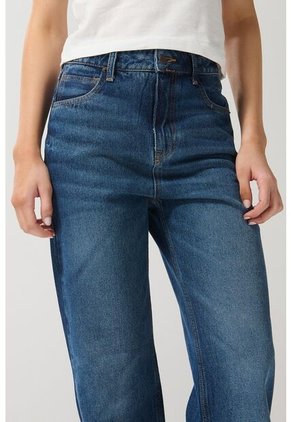 KOAJ PANTALON KOAJ JEAN 90S 22685 2/25