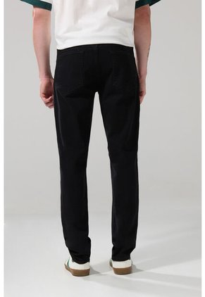 KOAJ PANTALON KOAJ JEAN SLIM 28851 4/25