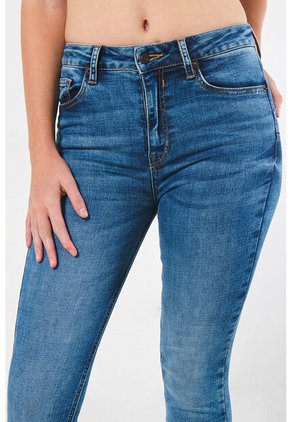 KOAJ PANTALON KOAJ PUSH UP FB 13971 4/24
