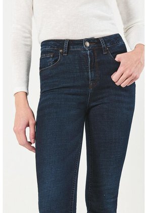 KOAJ PANTALON KOAJ PUSH UP FB 12508 3