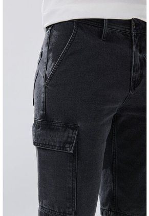 KOAJ BERMUDA KOAJ CARGO 31809 M  1/25