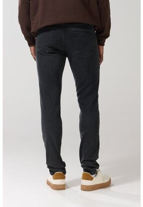 PANTALON KOAJ JEAN SLIM 24824 3/25