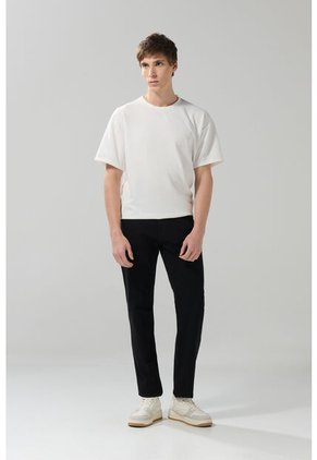 KOAJ PANTALON KOAJ JEAN SLIM 29231 4/25