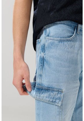 KOAJ BERMUDA KOAJ CARGO 30220 M  4/25