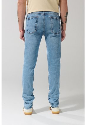 KOAJ PANTALON KOAJ JEAN SLIM 22666 2/25