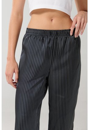 KOAJ PANTALON KOAJ PALAZZO 25308 M 3/25