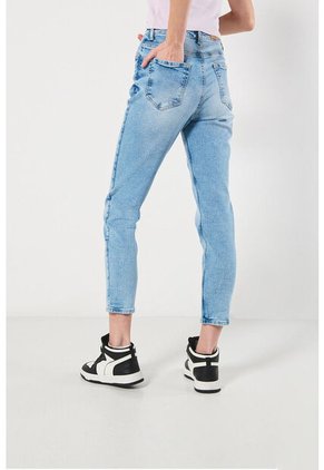 KOAJ PANTALON KOAJ JEAN MOM STA 18667 4/24