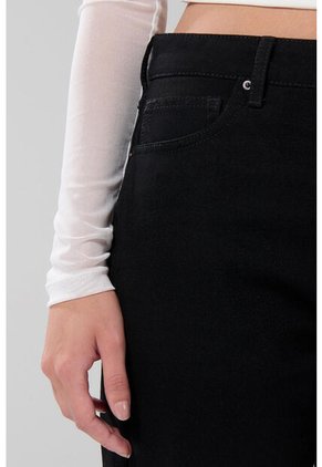 KOAJ PANTALON KOAJ JEAN 90S 21227 1/25