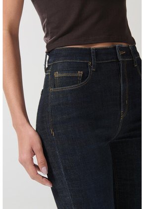 KOAJ PANTALON KOAJ JEAN JEGGING STA 23829 2/2
