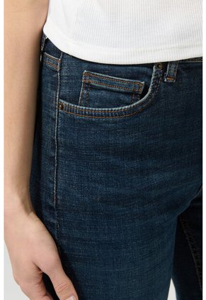 KOAJ PANTALON KOAJ JEAN STRAIGHT LEG 27321 3/25