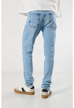 KOAJ PANTALON KOAJ SLIM 17603 4/24