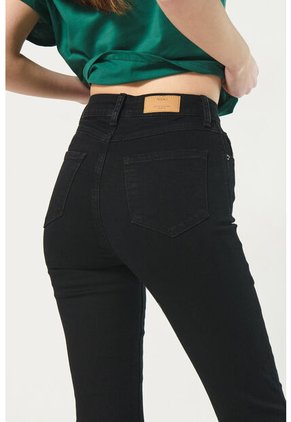 KOAJ PANTALON KOAJ JEAN JEGGING STA 10952 3/2