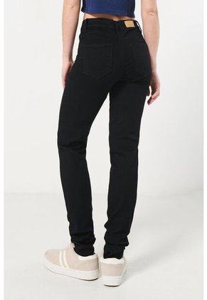 KOAJ PANTALON KOAJ PUSH UP FB 11433 3/24