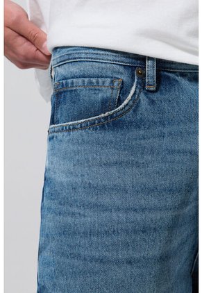 KOAJ PANTALON KOAJ JEAN BAGGY 27608 3/25