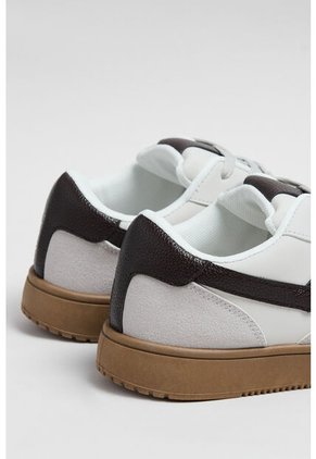 KOAJ ZAPATOS KOAJ CLASSIC 29095 2/26