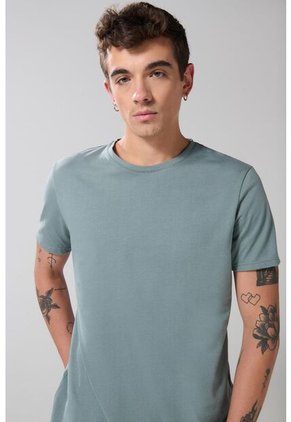 CAMISETA KOAJ MAKFI 20804 1/25