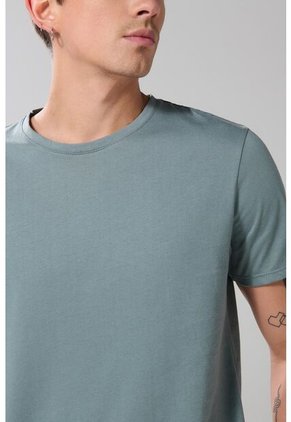 CAMISETA KOAJ MAKFI 20804 1/25