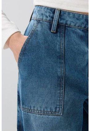 PANTALON KOAJ JEAN CARGO M 24587 2/25