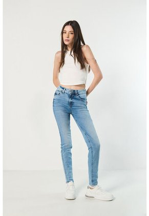 KOAJ PANTALON KOAJ PUSH UP FB 10361 3/24