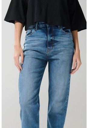 KOAJ PANTALON KOAJ JEAN MOM STA 22457 1/25